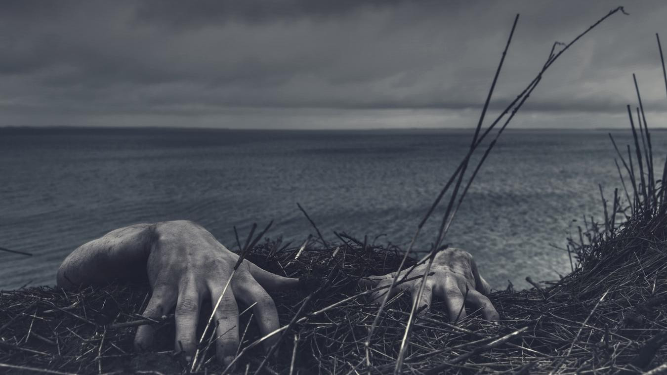 Kurz-Mal-Weg.de: Orte Des Schreckens Nicht Nur Zu Halloween intended for Halloween Hintergrund Mit Leichenteilen